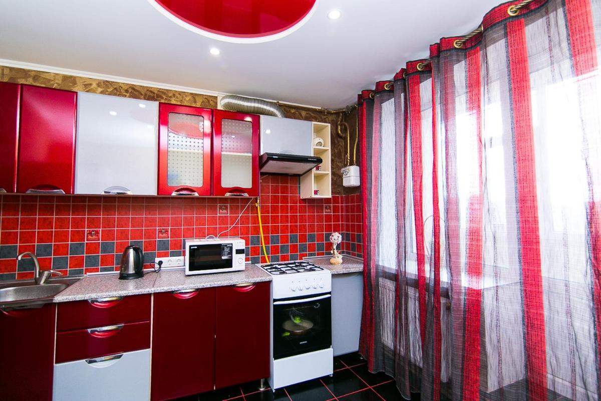 סומי Vip Apartmens Faraon On Illinskaya 1 Floor מראה חיצוני תמונה