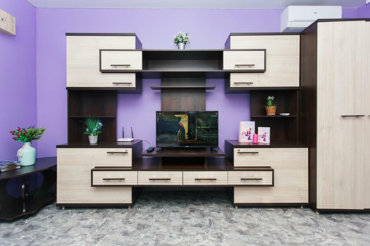 סומי Vip Apartmens Faraon On Illinskaya 1 Floor מראה חיצוני תמונה